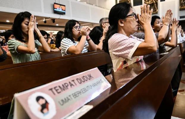 Kenal Lebih Dekat dengan Juru Bahasa Isyarat